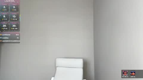 Snapshot of bertyann chatting on 05-30-26, 06:10 Eva online show from 05-30-26, 06:10