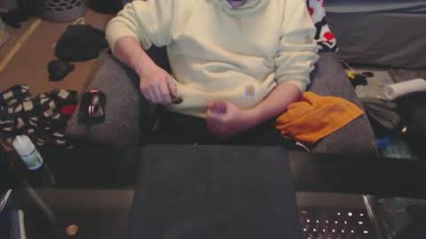 Snapshot of best_kept_secret23 chatting on 03-10-26, 05:01 Best Kept Secret23 online show from 03-10-26, 05:01