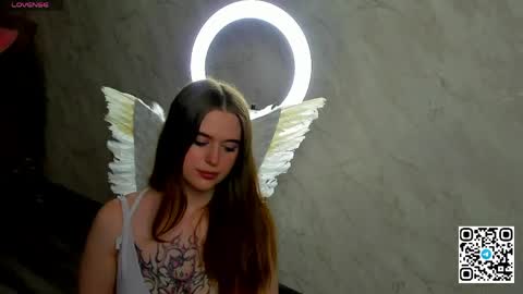 Snapshot of betany_foks chatting on 04-28-26, 01:26 Betany online show from 04-28-26, 01:26