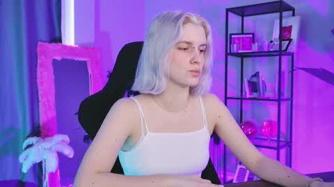 Bethany online show from 03-25-26, 05:24