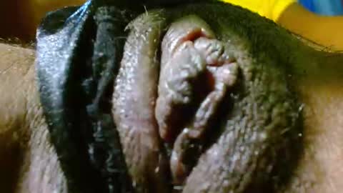 Bethany Wilson online show from 11-08-25, 03:34