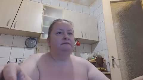 Snapshot of bethnorth chatting on 06-24-26, 11:15 bethnorth online show from 06-24-26, 11:15