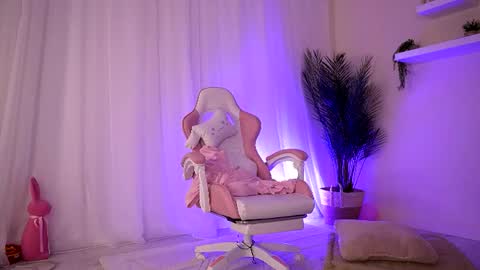 Betty online show from 07-19-26, 03:43