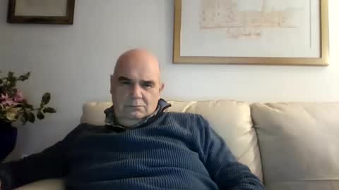 betta1 online show from 12-15-25, 06:23
