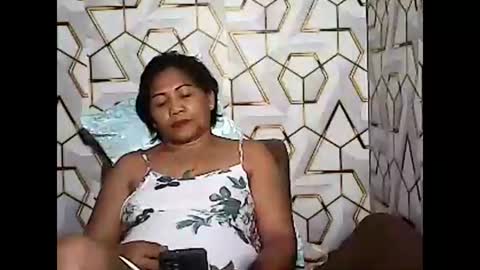 betty_83 online show from 04-19-26, 12:48