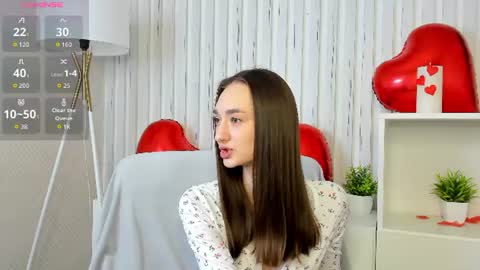 Snapshot of betty_watts chatting on 06-12-26, 01:26 Kelly online show from 06-12-26, 01:26