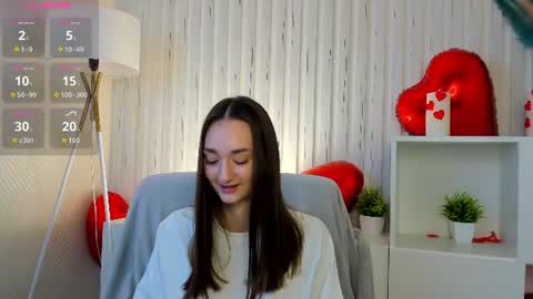 Snapshot of betty_watts chatting on 06-14-26, 01:58 Kelly online show from 06-14-26, 01:58