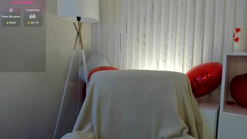 Snapshot of betty_watts chatting on 07-08-26, 01:54 Kelly online show from 07-08-26, 01:54