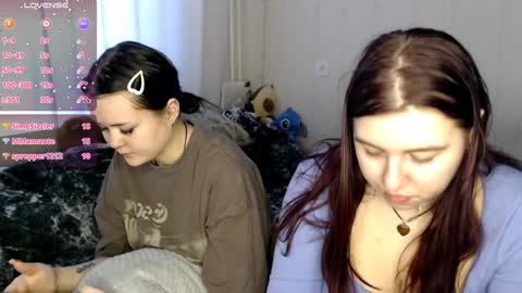 Snapshot of bettyandrich chatting on 01-25-25, 11:44 Betty and Rich online show from 01-25-25, 11:44