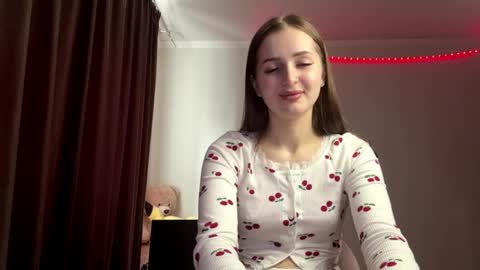 Snapshot of bettyberneett chatting on 04-10-26, 04:06 Emily Stream every day online show from 04-10-26, 04:06