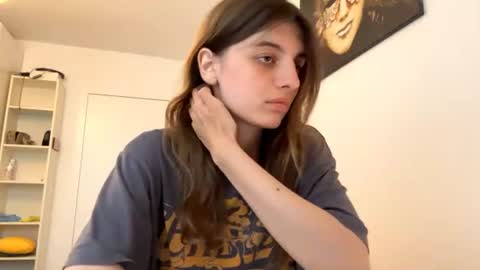 Snapshot of beulahweikert chatting on 07-12-26, 04:09 Lina online show from 07-12-26, 04:09