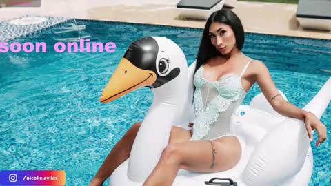 Snapshot of beuty_goddes777 chatting on 09-15-25, 02:11 Nicolle Aviles online show from 09-15-25, 02:11
