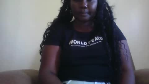 Snapshot of beutygal chatting on 06-05-26, 09:15 beutygal online show from 06-05-26, 09:15