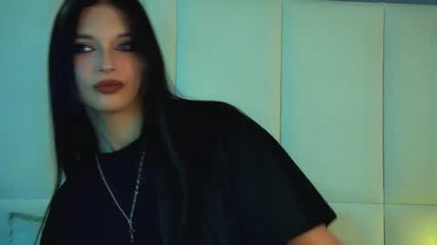 Beverly online show from 03-10-26, 06:46