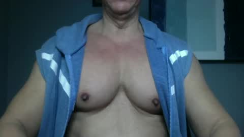 BGDKMUSCLEGUY - SELECTED BY CHATURBATE AS A TOP BROADCASTER FOR 2023 online show from 01-19-25, 04:46