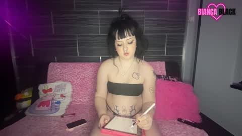 Snapshot of biablack chatting on 12-12-24, 03:54 Bianca Black online show from 12-12-24, 03:54