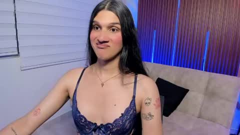 bianca_baldwin01 online show from 04-28-26, 02:27