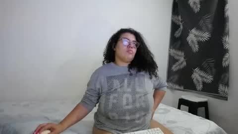 Bianca Tuesday to Sunday from 2am to 6am UTC-5 online show from 06-02-26, 09:11