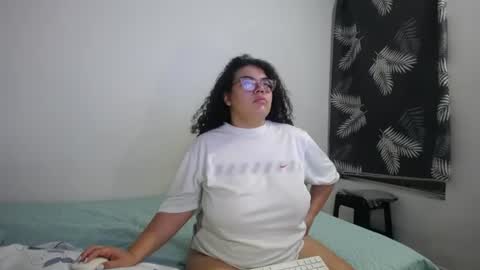 Bianca Tuesday to Sunday from 2am to 6am UTC-5 online show from 06-18-26, 09:09
