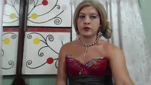 Bianca Vega online show from 10-06-25, 05:10