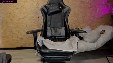 Biancastrong.. IGThebiancastrong online show from 02-05-25, 05:20