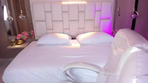 Hi Im Bianca online show from 10-29-25, 04:04