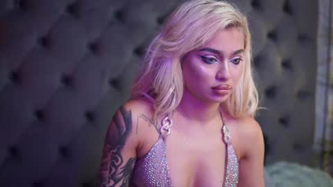  Bianka  online show from 06-19-26, 08:34