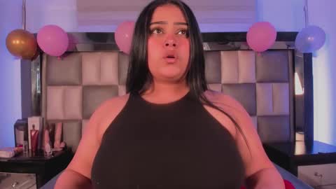 bibiana_js_ online show from 11-18-25, 04:39