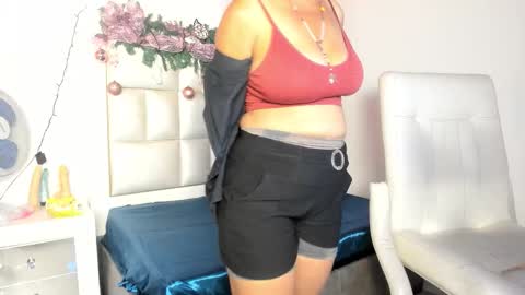 bibiana_js_ online show from 12-17-25, 12:33