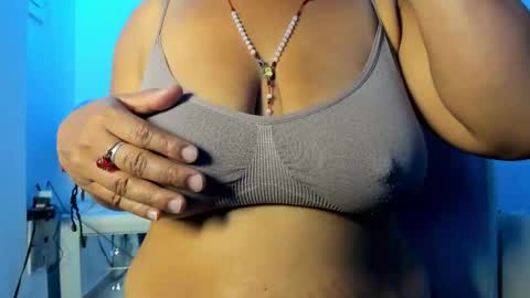 bibiana_js_ online show from 02-17-26, 04:24