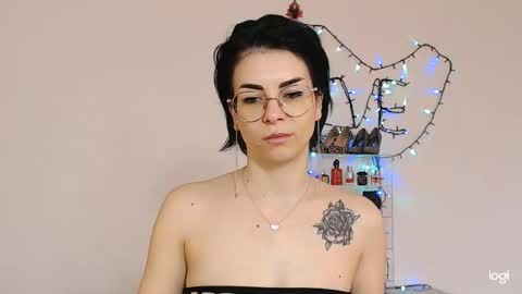 innasugarwild online show from 04-14-26, 05:02