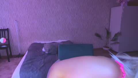 Eva online show from 11-18-25, 07:57