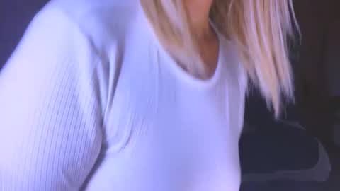 Eva online show from 12-19-25, 02:18