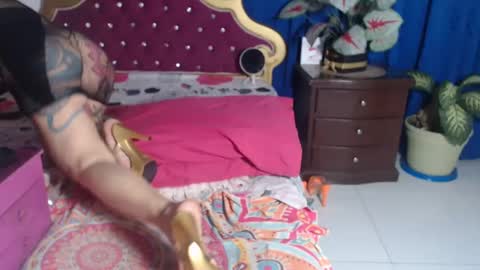 Marcela online show from 02-12-25, 04:01