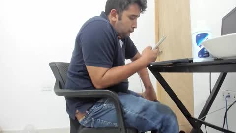 Snapshot of big_dad69 chatting on 11-30-25, 07:23 Tommy online show from 11-30-25, 07:23