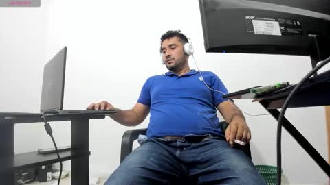 Snapshot of big_dad69 chatting on 01-10-26, 05:09 Tommy online show from 01-10-26, 05:09