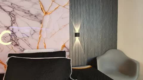 Tell me Sophia  online show from 04-15-26, 08:20