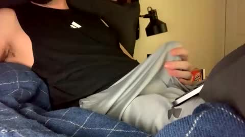 Snapshot of bigandhard6992 chatting on 12-03-24, 07:22 HARDNBIG online show from 12-03-24, 07:22