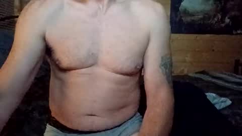 Snapshot of bigandtall1976 chatting on 10-13-25, 07:52 bigandtall1976 online show from 10-13-25, 07:52