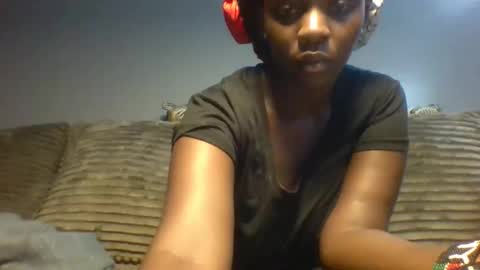 Snapshot of bigass_berry chatting on 04-26-26, 09:01 bigass online show from 04-26-26, 09:01