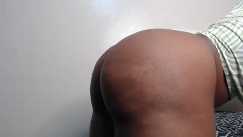 Estrella online show from 04-19-26, 07:51