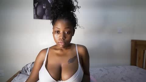 bigassmello_ online show from 05-09-26, 03:28