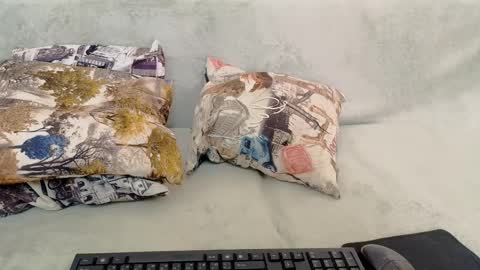 Kira online show from 04-01-26, 01:41