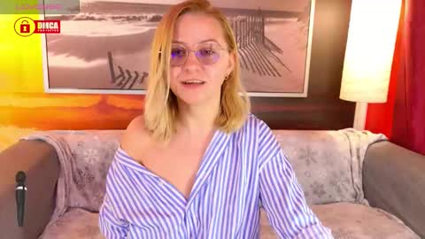 BigBoobsArri online show from 12-19-25, 12:01