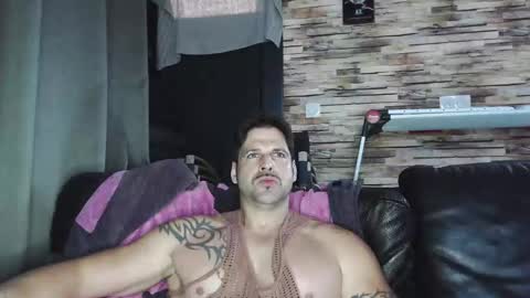 Bigboyband online show from 12-16-25, 04:01