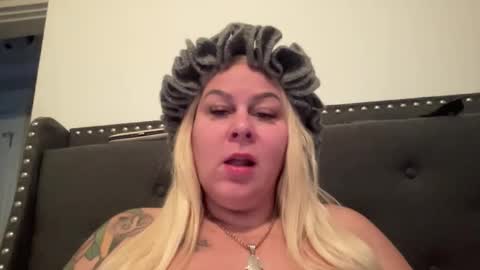 BIG BREAST SABRINA online show from 11-27-25, 04:31