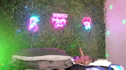 bigbuttsarena online show from 04-01-26, 01:41