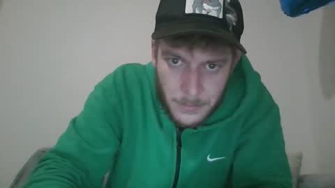 Snapshot of bigcaramel18 chatting on 10-19-25, 10:05 bigcaramel18 online show from 10-19-25, 10:05