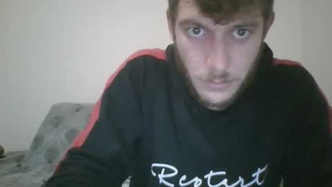 Snapshot of bigcaramel18 chatting on 10-27-25, 02:32 bigcaramel18 online show from 10-27-25, 02:32