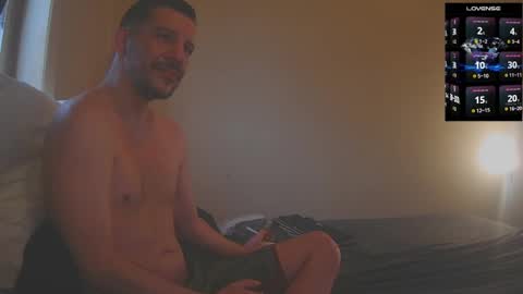 Jon - Im Straight online show from 11-21-25, 03:54